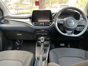Toyota Starlet 1.5 XR automatic - Image 6