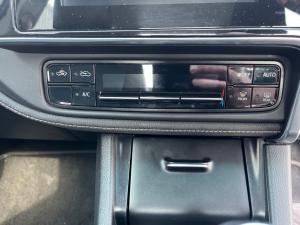 Toyota Corolla Quest 1.8 Exclusive - Image 18