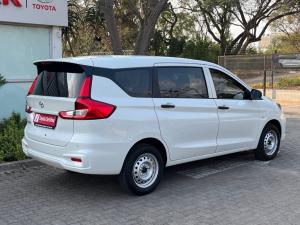 Toyota Rumion 1.5 S - Image 2
