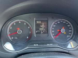 Volkswagen Polo Vivo 1.4 - Image 11