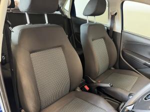 Volkswagen Polo Vivo 1.4 Comfortline - Image 10