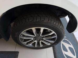 Ford Everest 2.0D BI-TURBO LTD 4X4 automatic - Image 14