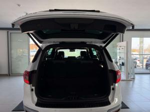 Ford Everest 2.0D BI-TURBO LTD 4X4 automatic - Image 7