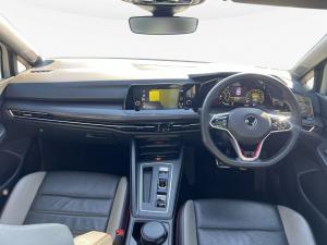 Volkswagen Golf GTI - Image 11