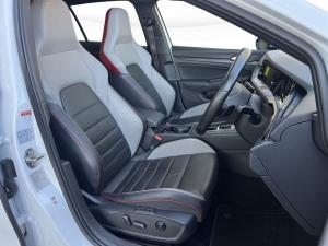 Volkswagen Golf GTI - Image 14