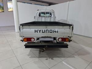Hyundai H-100 Bakkie 2.6D deck - Image 3