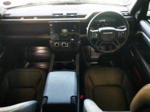 Land Rover Defender 110 D350 X-Dynamic HSE - Image 5