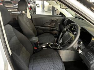 Mahindra XUV 3XO 1.2T MX3 manual - Image 5