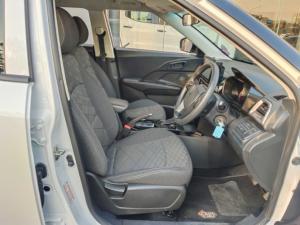 Mahindra XUV 3XO 1.2T MX2 auto - Image 5