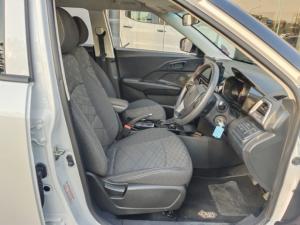 Mahindra XUV 3XO 1.2T MX2 auto - Image 5