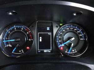 Toyota Hilux 2.8GD-6 Xtra cab Legend 55 - Image 17