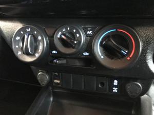 Toyota Hilux 2.8GD-6 Xtra cab Legend auto - Image 14