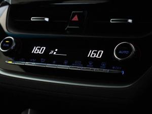 Toyota Corolla Cross 1.8 XR - Image 15