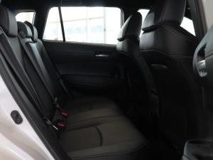 Toyota Corolla Cross 1.8 XR - Image 18