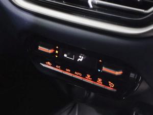 Suzuki Baleno 1.5 GLX manual - Image 11