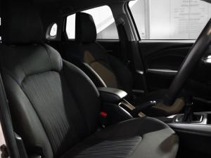 Suzuki Baleno 1.5 GLX manual - Image 9