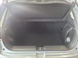 Toyota Starlet Cross 1.5 XS manual - Image 11
