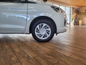 Toyota Rumion 1.5 SX manual - Image 10