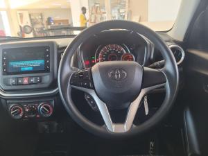 Toyota Vitz 1.0 XR manual - Image 15