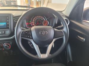 Toyota Vitz 1.0 XR manual - Image 16