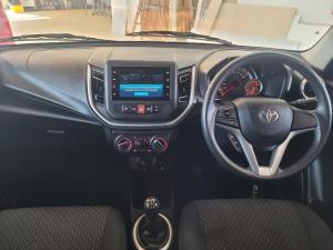 Toyota Vitz 1.0 XR manual - Image 19