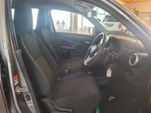 Toyota Vitz 1.0 XR manual - Image 20