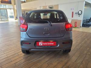 Toyota Vitz 1.0 XR manual - Image 9