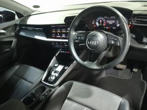 Audi A3 sedan 35TFSI S line - Image 10