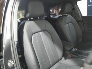 Audi A3 sedan 35TFSI S line - Image 13