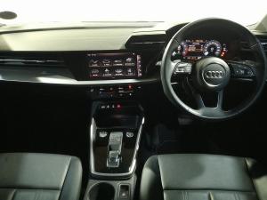 Audi A3 sedan 35TFSI S line - Image 18