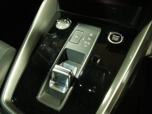 Audi A3 sedan 35TFSI S line - Image 25