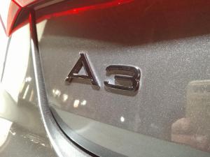 Audi A3 sedan 35TFSI S line - Image 6