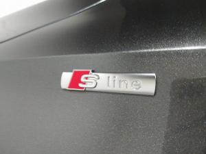Audi A3 sedan 35TFSI S line - Image 7