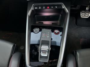 Audi RS3 Sportback quattro - Image 18