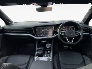 Volkswagen Touareg V6 TDI Executive R-Line - Image 11
