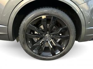 Volkswagen Touareg V6 TDI Executive R-Line - Image 16