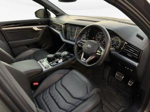 Volkswagen Touareg V6 TDI Executive R-Line - Image 18