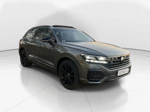 Volkswagen Touareg V6 TDI Executive R-Line - Image 1