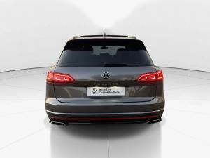 Volkswagen Touareg V6 TDI Executive R-Line - Image 6