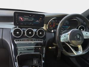 Mercedes-Benz C-Class C200 - Image 13