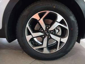 Kia Sportage 2.0 Crdi Ignite + automatic - Image 11