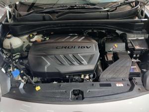 Kia Sportage 2.0 Crdi Ignite + automatic - Image 18
