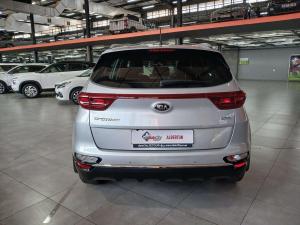 Kia Sportage 2.0 Crdi Ignite + automatic - Image 7