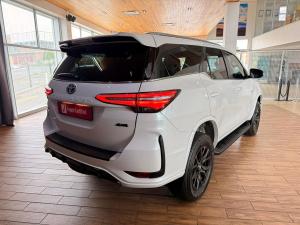 Toyota Fortuner 2.8GD-6 4x4 GR-Sport - Image 8
