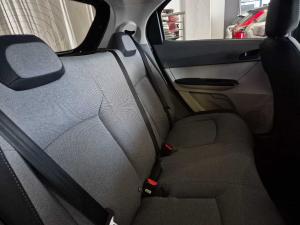 Tata Tiago 1.2 XT manual - Image 22
