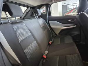 Nissan Magnite 1.0 Visia auto - Image 10