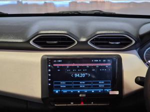 Nissan Magnite 1.0 Visia auto - Image 17