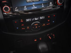 Nissan Navara 2.5DDTi double cab Pro-4X 4x4 Warrior - Image 5