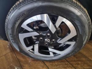 Nissan Magnite 1.0 Turbo Acenta Plus manual - Image 11