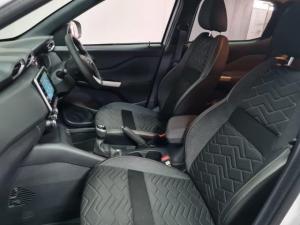 Nissan Magnite 1.0 Turbo Acenta Plus manual - Image 13
